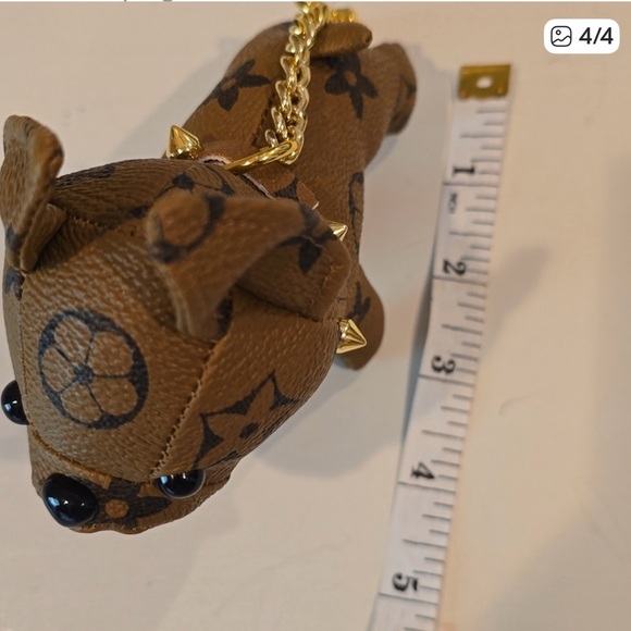 Low Start!! Keychain/Bag Charm adorable dog with spiked collar! Luxury GWP. - Picture 4 of 8